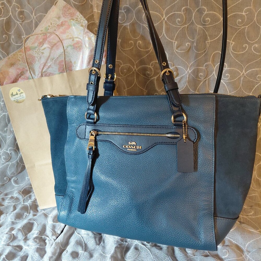 Coach Kleo Carryall pebble leather and suede in Denim Color